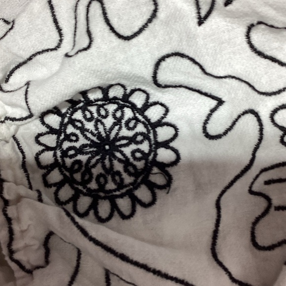 Free People medium Black and White Embroidered Blouse - Picture 8 of 13
